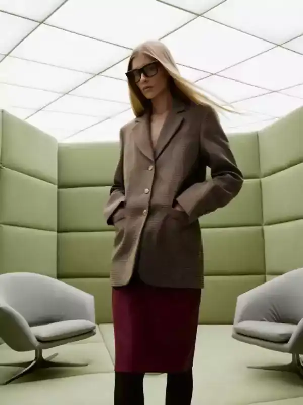 Loading the media file...