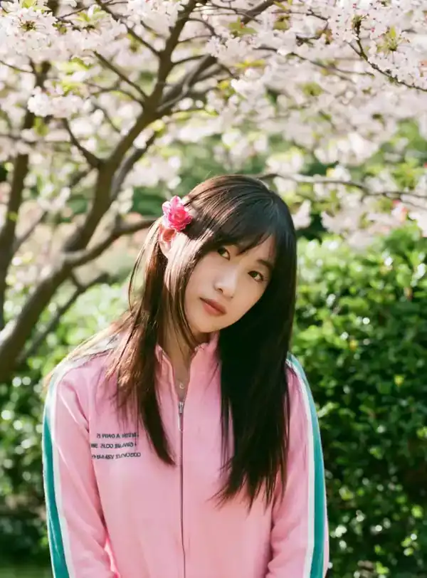 Loading the media file...