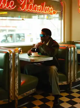 Loading the media file...