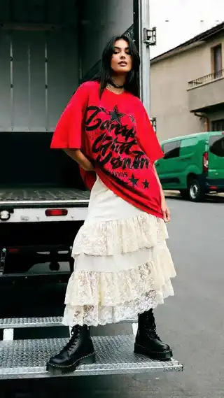 Loading the media file...