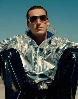 Loading the media file...