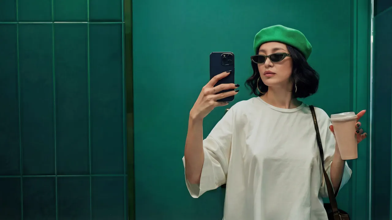 Loading the media file...